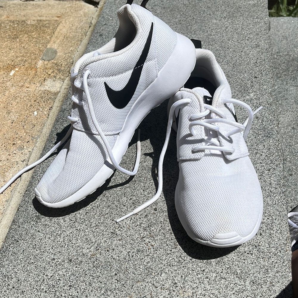 Nike Roches